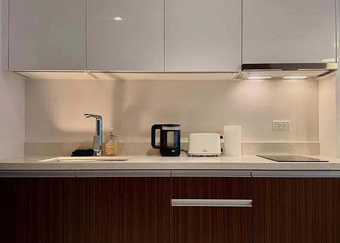 Apartment 1br Peaceful Stay, Tambuli Seaside Living